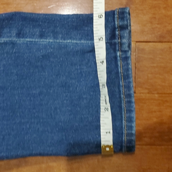 "Distressed" Madison High Rise Crop - Picture 13 of 16